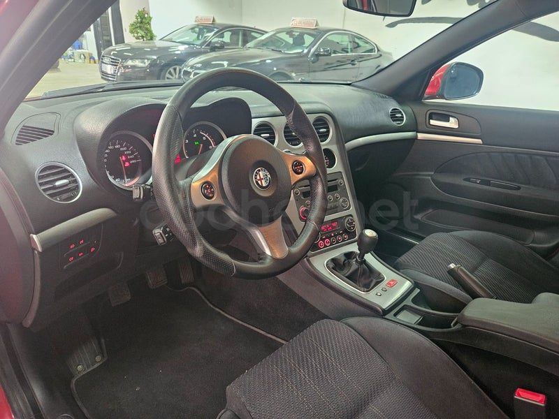 Alfa Romeo 159 2009 — photo 7