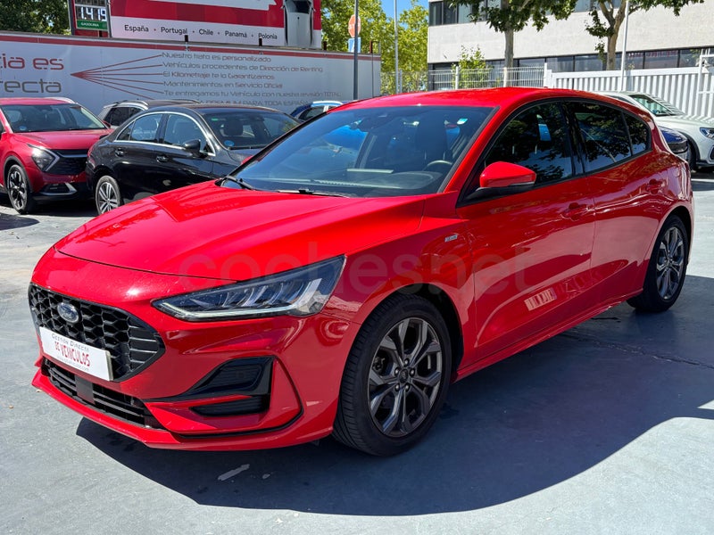 Ford Focus 2023 — photo 3