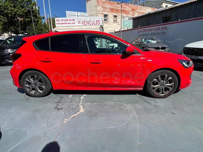 Ford Focus 2023 — photo 8