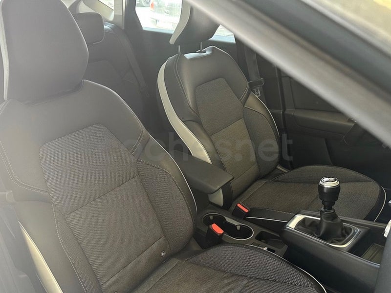 Renault Captur 2022 — photo 6