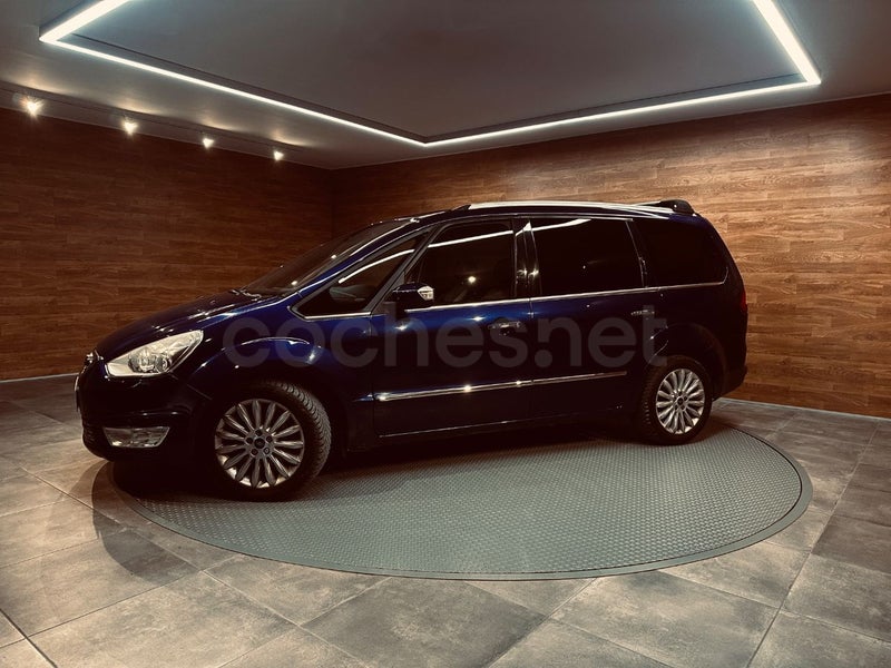 Ford Galaxy 2013 — photo 3