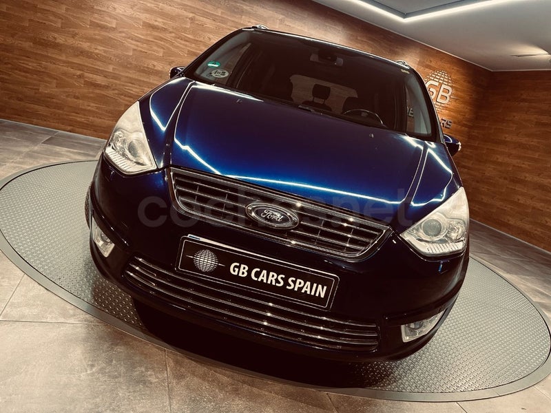 Ford Galaxy 2013 — photo 5