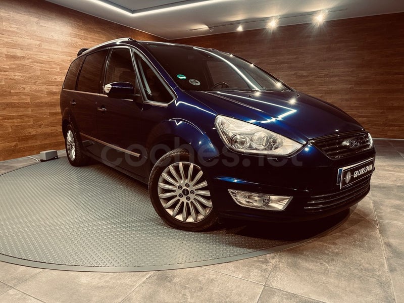 Ford Galaxy 2013 — photo 8