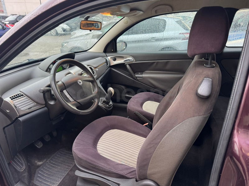 Lancia Ypsilon 2006 — photo 6