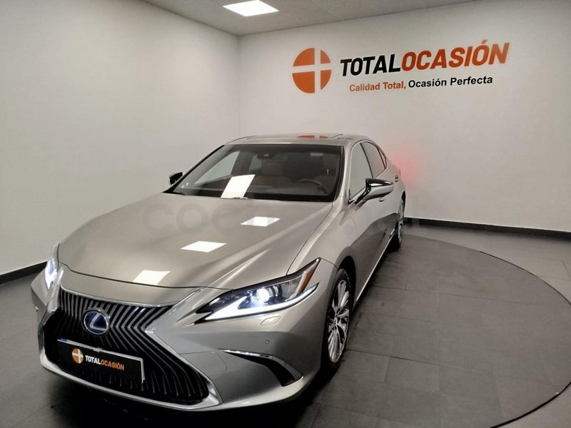 Lexus Es 2019 — photo 2