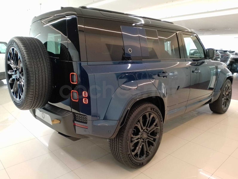 Land-rover Defender 2026 — photo 2