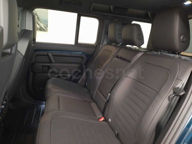 Land-rover Defender 2026 — photo 5