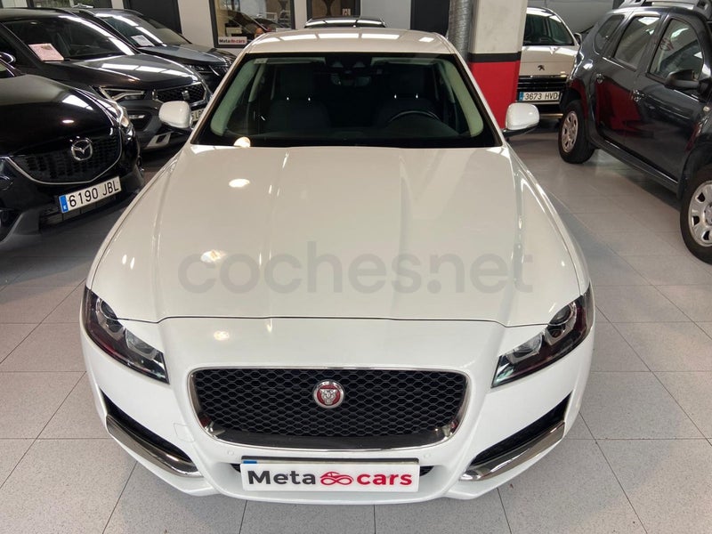 Jaguar Xf 2018 — photo 4