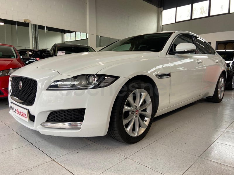 Jaguar Xf 2018 — photo 5