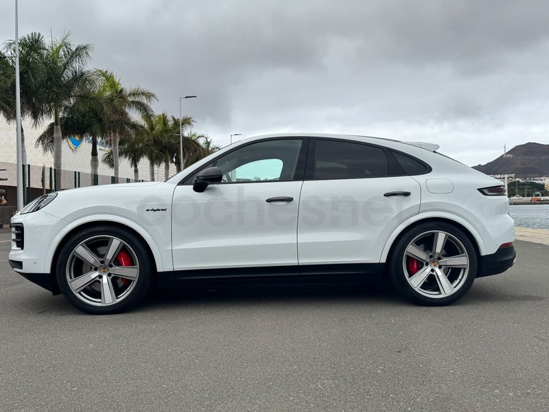 Porsche Cayenne Coupé 2024 — photo 6