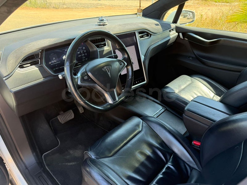 Tesla Model X 2017 — photo 7