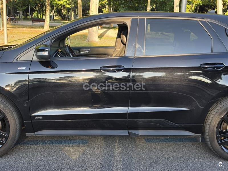 Ford Edge 2019 — photo 2