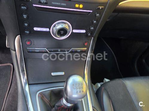 Ford Edge 2019 — photo 3