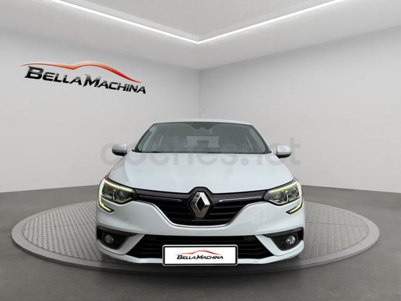 Renault Mégane 2020 — photo 3