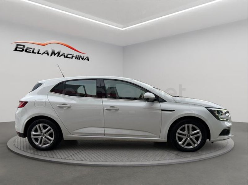 Renault Mégane 2020 — photo 5