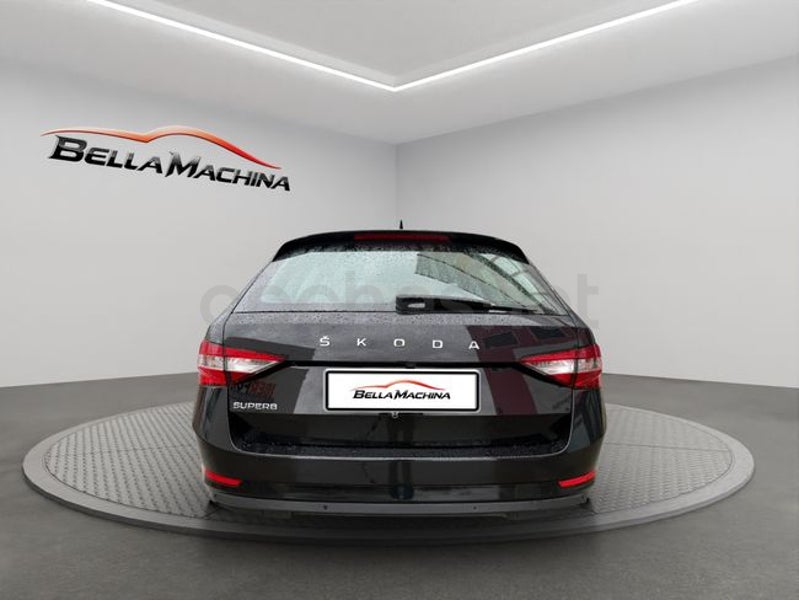 Skoda Superb 2021 — photo 3