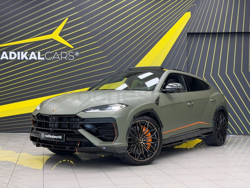 Lamborghini Urus 2025