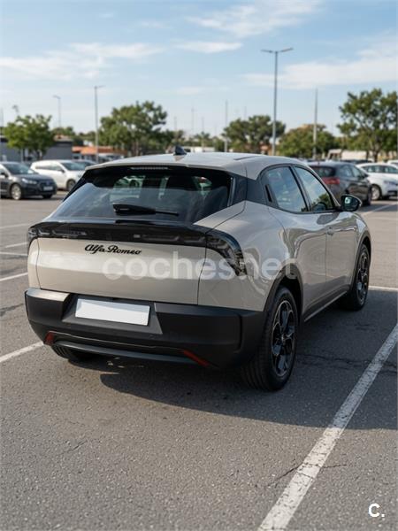 Alfa Romeo Junior 2025 — photo 3