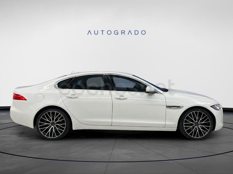 Jaguar Xf 2017 — photo 4