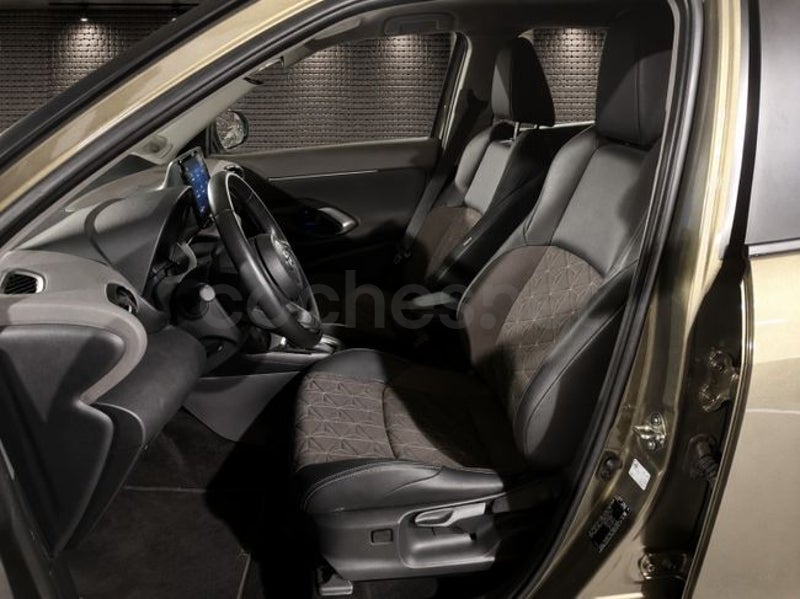 Toyota Yaris Cross 2024 — photo 8