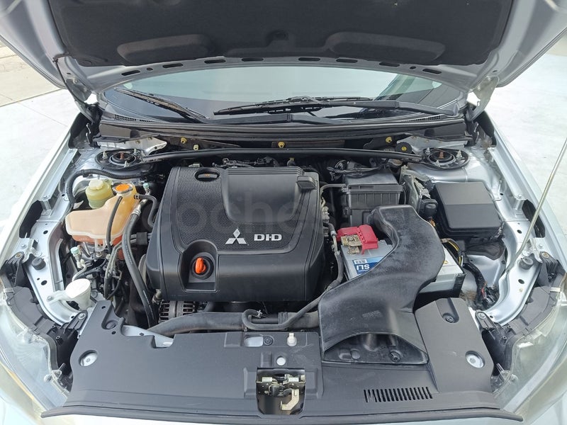 Mitsubishi Lancer 2010 — photo 6