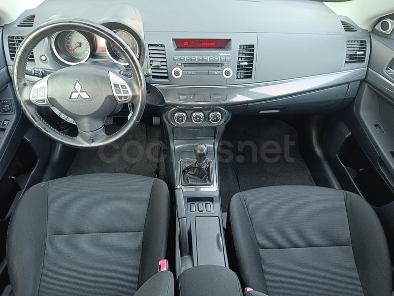 Mitsubishi Lancer 2010 — photo 7