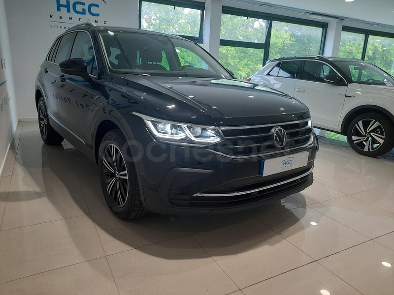 Volkswagen Tiguan 2023 — photo 3