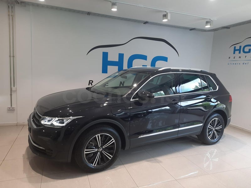 Volkswagen Tiguan 2023 — photo 4