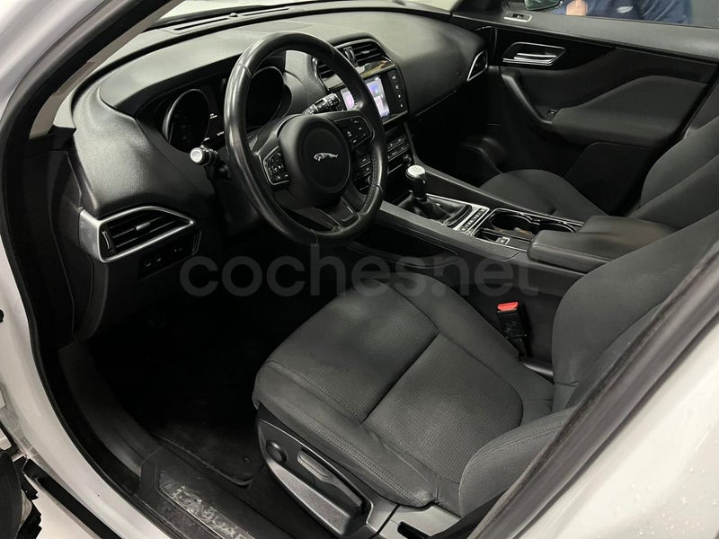 Jaguar F-pace 2017 — photo 7