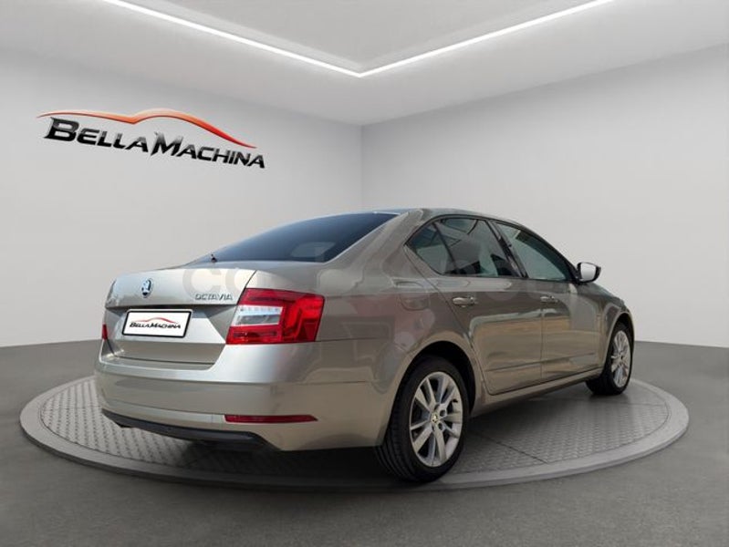 Skoda Octavia 2018 — photo 6