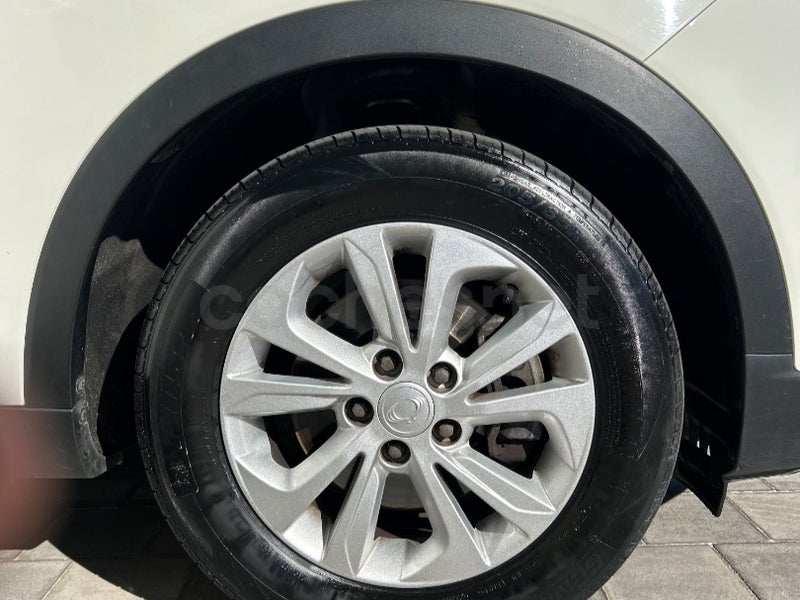Ssangyong Tivoli 2019 — photo 3
