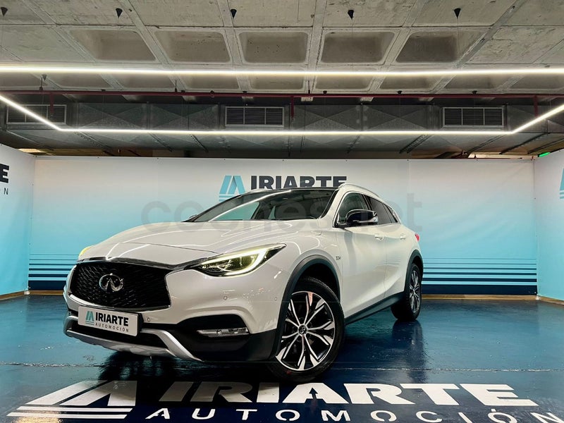 Infiniti Q30 2019