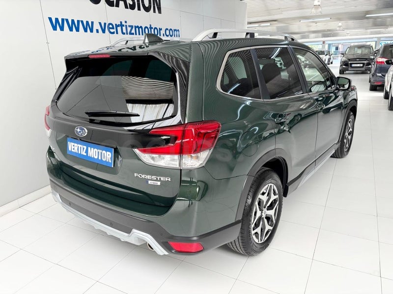 Subaru Forester 2023 — photo 6