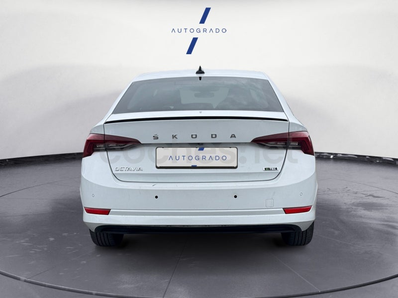 Skoda Octavia 2023 — photo 4