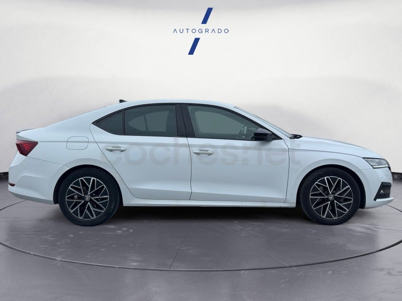 Skoda Octavia 2023 — photo 6