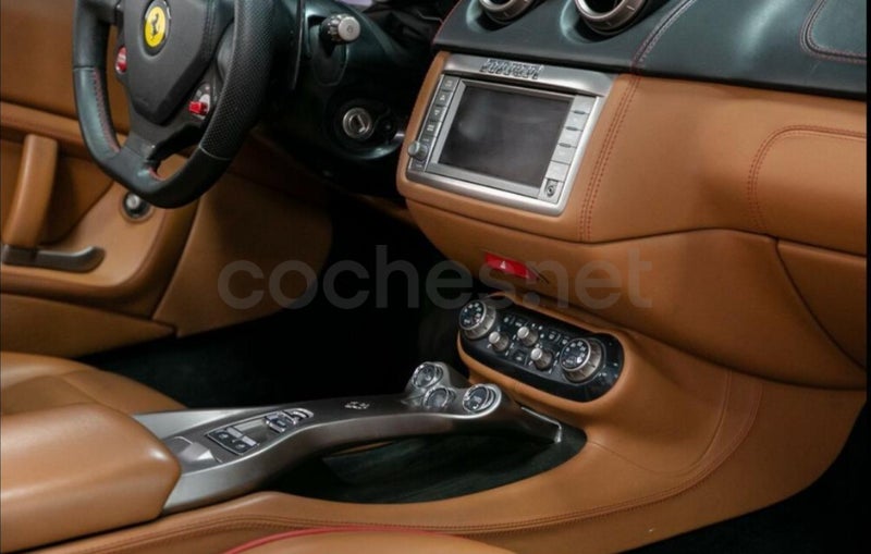 Ferrari California 2010 — photo 6