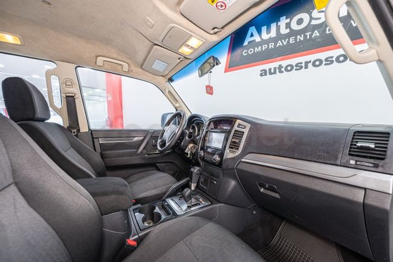 Mitsubishi Montero 2016 — photo 6