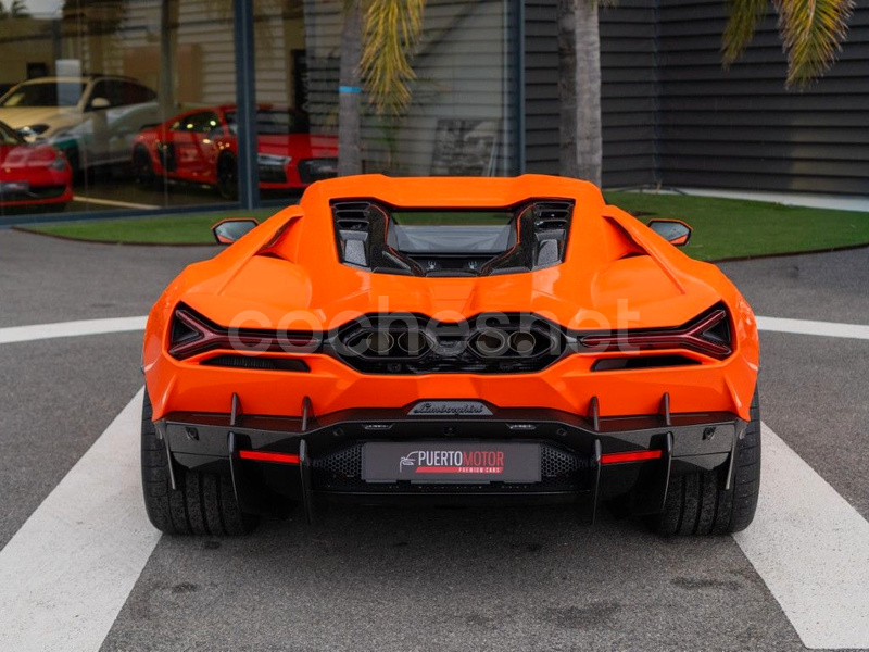 Lamborghini Revuelto 2025 — photo 6