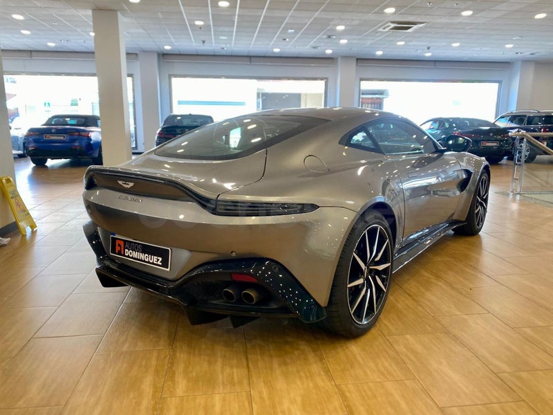 Aston Martin Vantage 2021 — photo 6