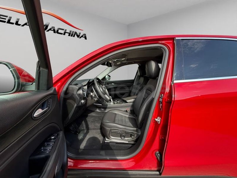 Alfa Romeo Stelvio 2019 — photo 6