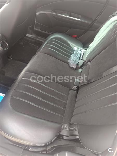 Lancia Delta 2012 — photo 8