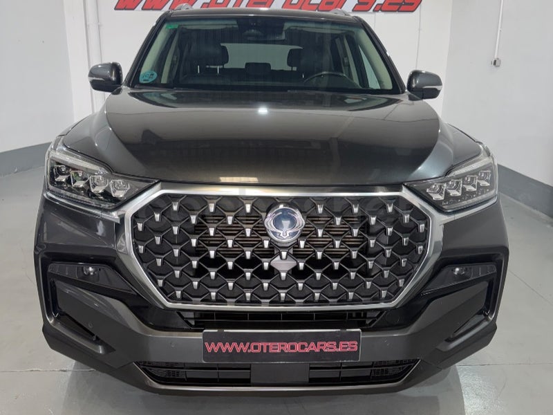 Ssangyong Rexton 2022 — photo 2