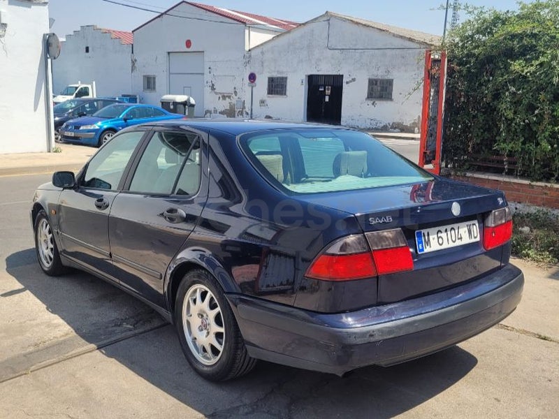 Saab 9-5 2000 — photo 7