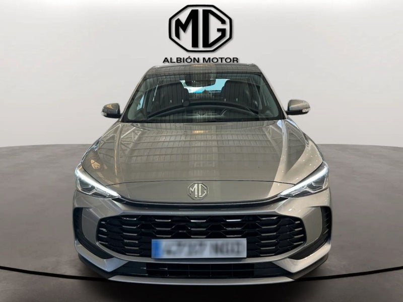 Mg Zs 2025 — photo 6