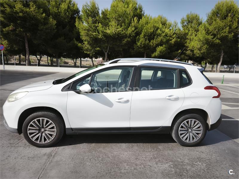 Peugeot 2008 2015 — photo 4