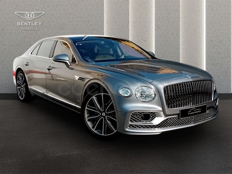 Bentley Flying Spur 2024 — photo 3