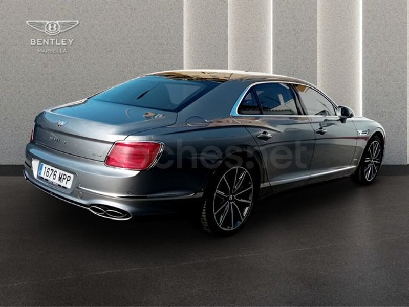 Bentley Flying Spur 2024 — photo 5