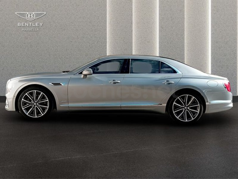 Bentley Flying Spur 2024 — photo 8