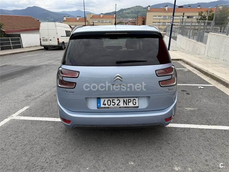 Citroen Grand C4 Picasso 2015 — photo 2