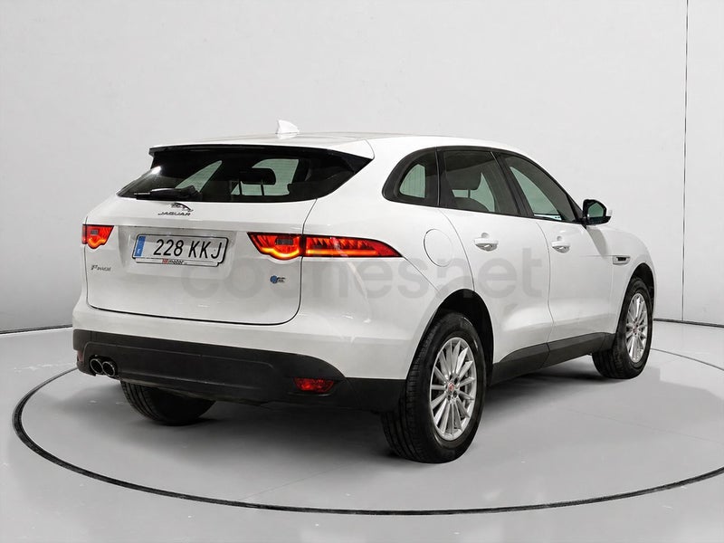 Jaguar F-pace 2018 — photo 2